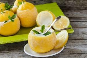 GELATO VEGAN AL LIMONE E ALLO ZENZERO IN POLVERE - cibobenessere